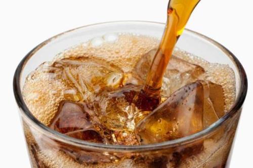 نوشیدنی های گازدار و افزایش احتمال مبتلاشدن به سرطان های مرگبار