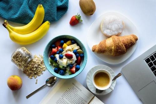 خوردن صبحانه پیش از 7 بامداد باعث افزایش طول عمر می شود