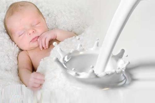 شیرمادر از نوزاد در مقابل مبتلاشدن به آلرژی ها محافظت می کند